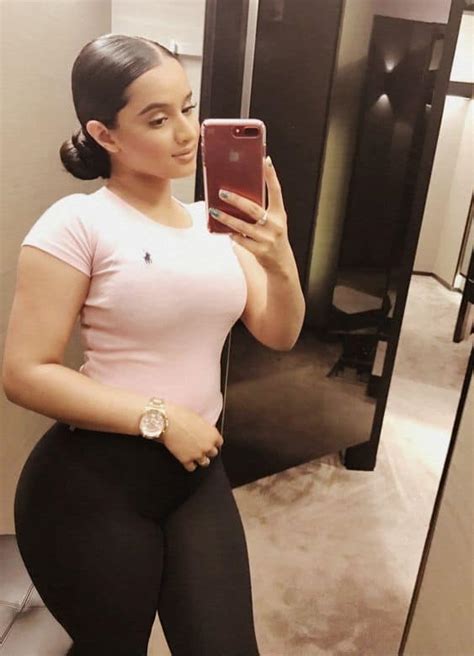 thick latina|Thick Latinas (@thick.latinas)